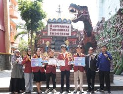 MEMBAGAKAN UTI BORONG JUARA ENTREPRENEURSHIP MANAJEMEN COMPETITION 2025 LLDIKTI WILAYAH II