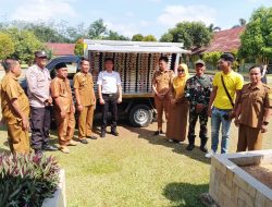 Kanitbinmas Monitoring Pemberian Makan Bergizi Gratis di SMAN 2 Buay Bahuga