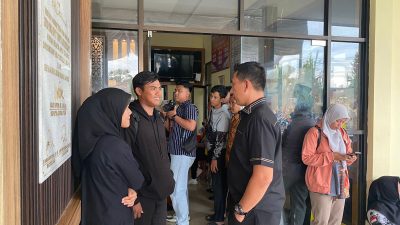 Pemberkasan SKCK Untuk PPPK Membeludak, Satintelkam Polres Way Kanan Beri Fasilitas Tenda dan Tambahan Alat