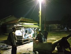 Polisi Ikut Ronda, Warga: Ini Baru Polisi yang Kita Mau