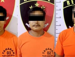 Polisi Amankan Diduga Pelaku Curi 10 Tandan Buah Sawit