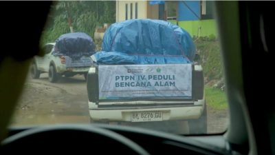 PalmCo Salurkan Bantuan Tahap Kedua untuk Korban Banjir dan Longsor di Lima Puluh Kota