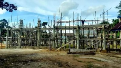 Dukung Pembangunan Sosial dan Keagamaan, PTPN IV Regional V Beri Bantuan TJSL di Sanggau