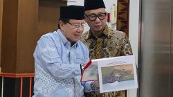 Rektor Universitas Teknokrat Paparkan Progres Masjid Al Hijrah ke Gubernur Lampung