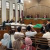 Jaksa Tuntut Irwan Perangin-angin 1,5 Tahun Penjara, Kuasa Hukum Sebut Fakta Sidang Diabaikan