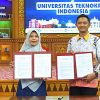 Sinergi Pendidikan, SMK Muhammadiyah 1 Metro Kunjungi Universitas Teknokrat Indonesia Kunjungan SMK Muhammadiyah 1 Metro ke Teknokrat.